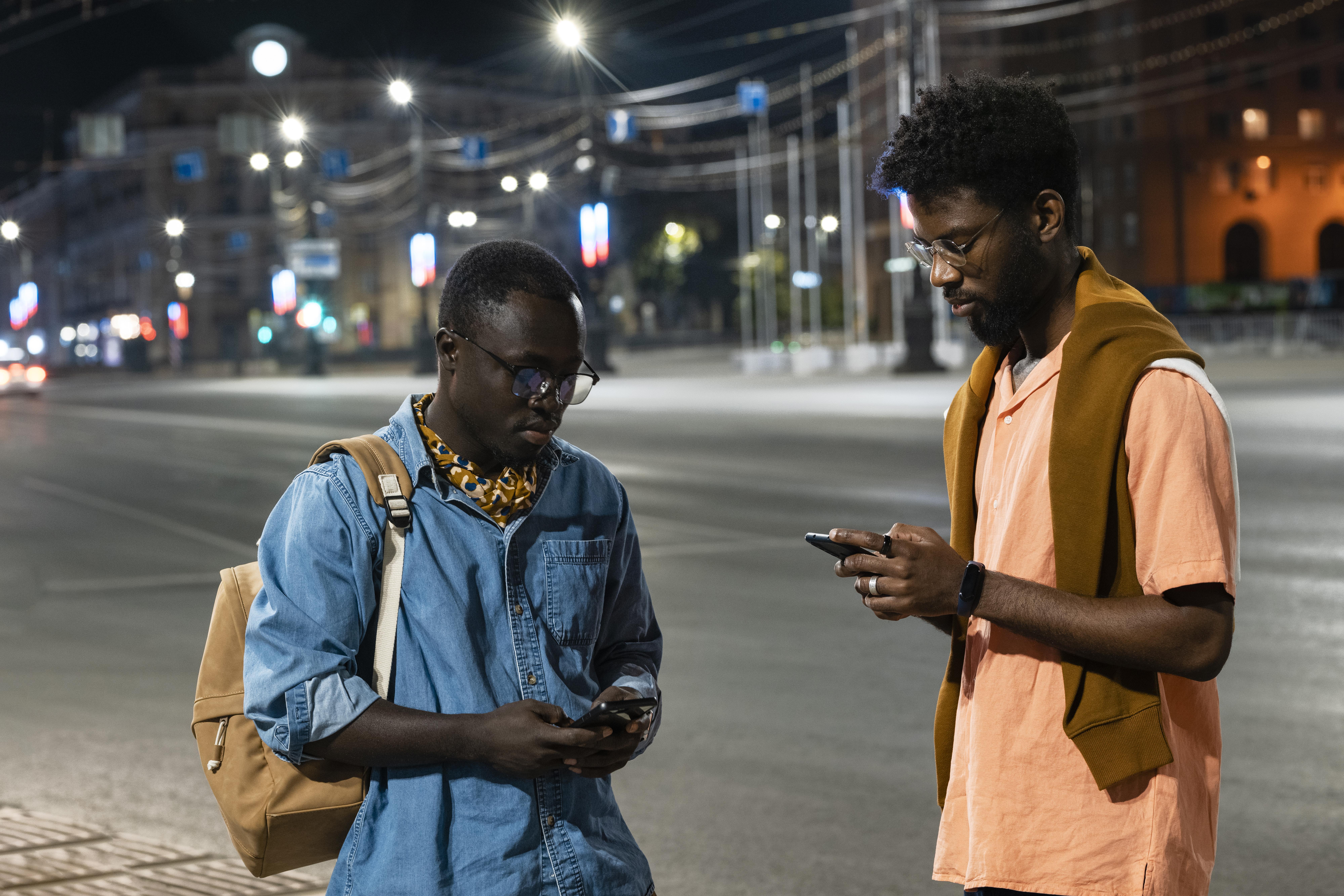 The Benefits of Using a Street Hotspot for Connectivity on the Go